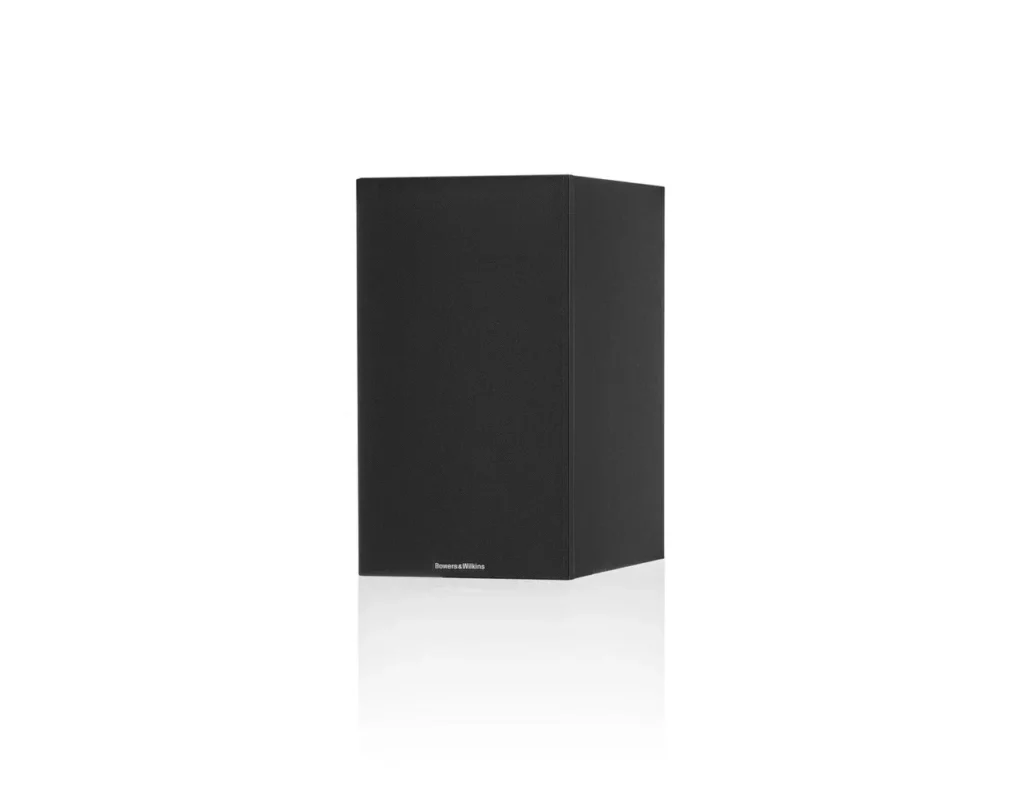 Полочная акустическая система Bowers & Wilkins 606 S3 Black