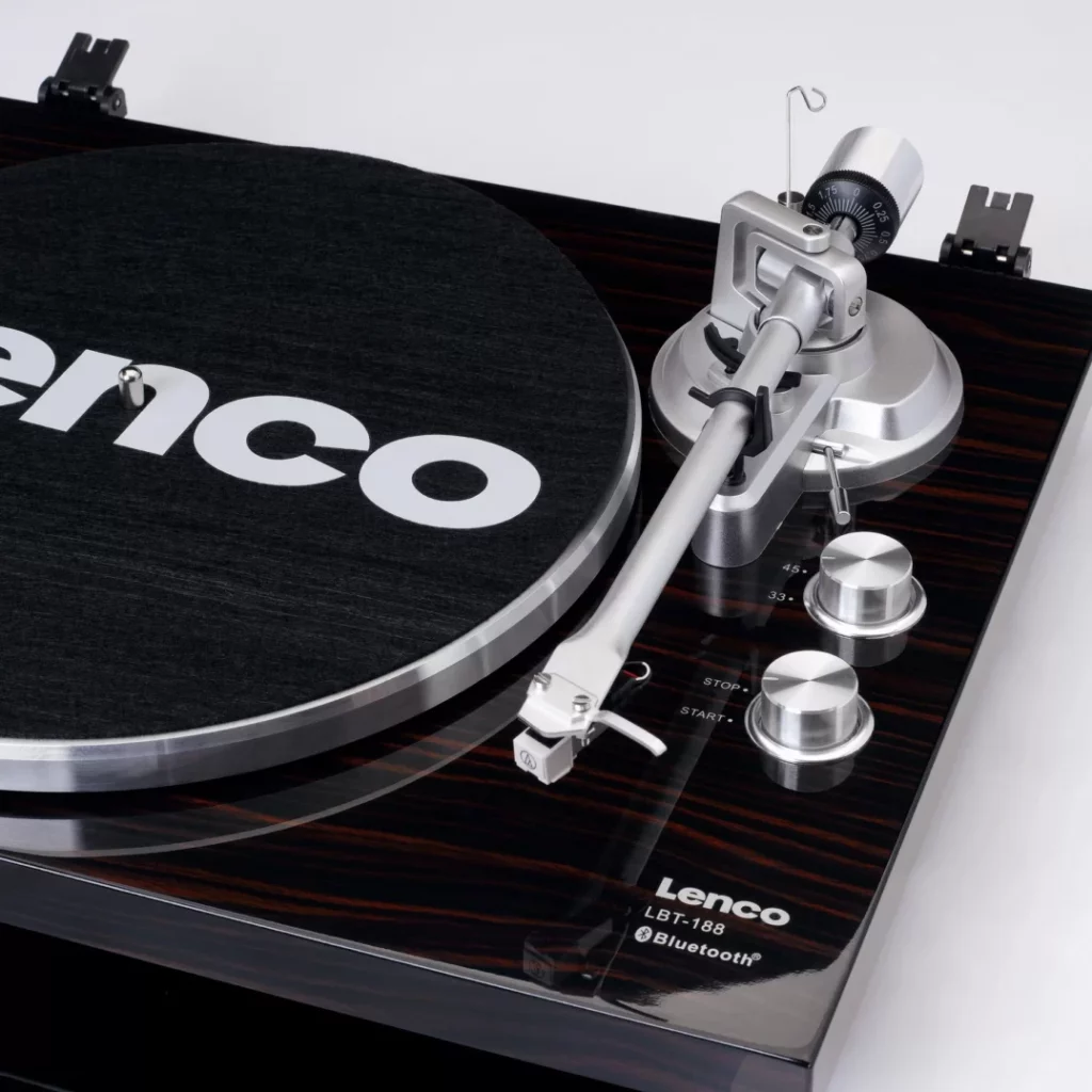 Виниловый проигрыватель Lenco LBT-188WA