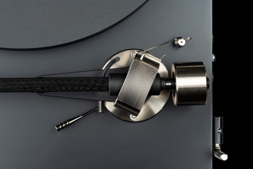 Проигрыватель винила Pro-Ject DEBUT PRO (Pick It PRO) Satin Black