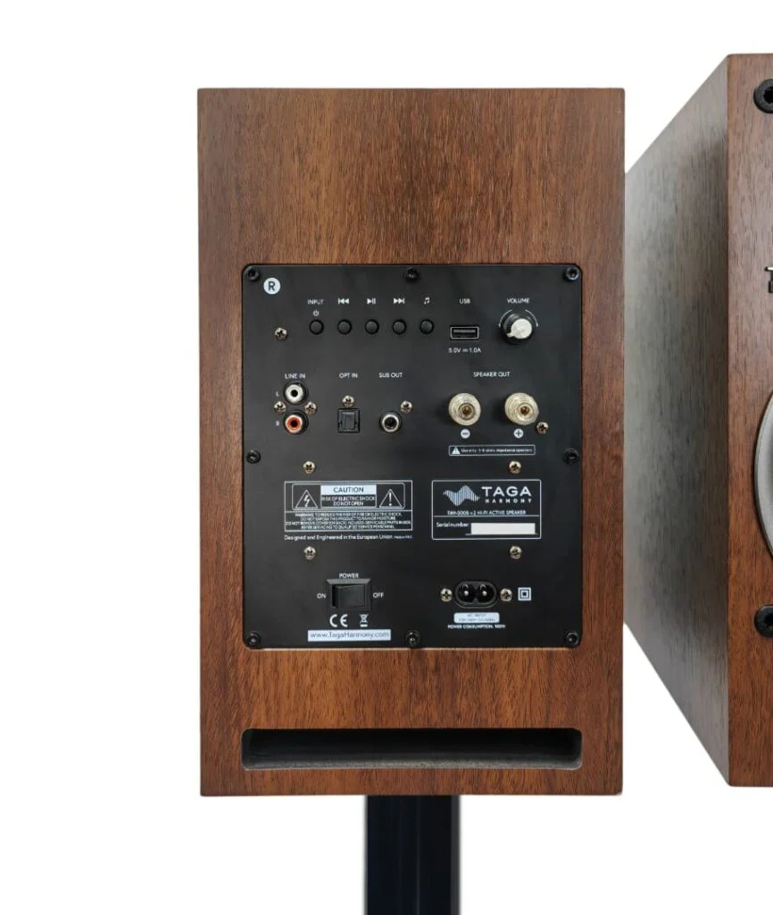 Активная акустическая система TAGA Harmony TAV-500B v.2 Walnut