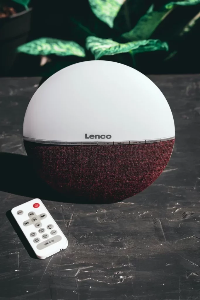 Умные радиочасы с подсветкой Lenco CRW-4BY