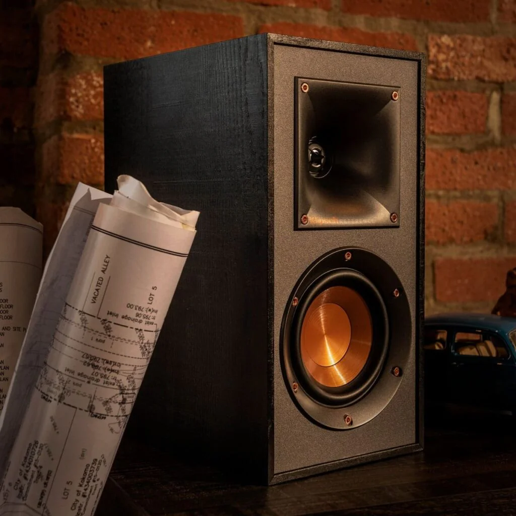 Полочная активная акустика Klipsch R-51PM