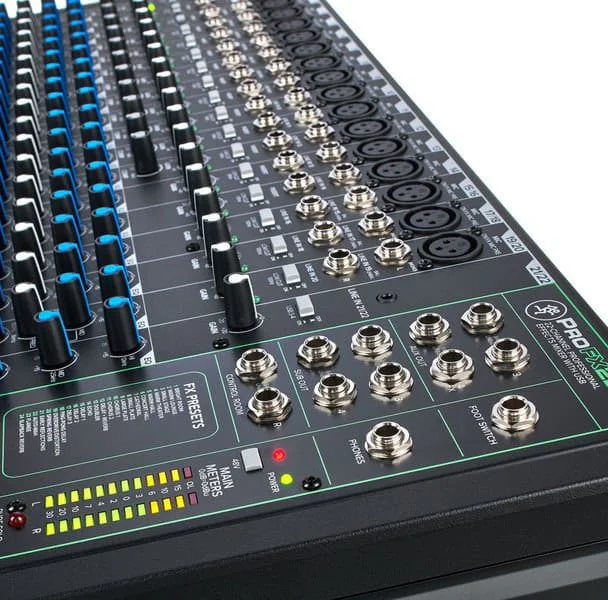 Микшер Mackie ProFX22v3