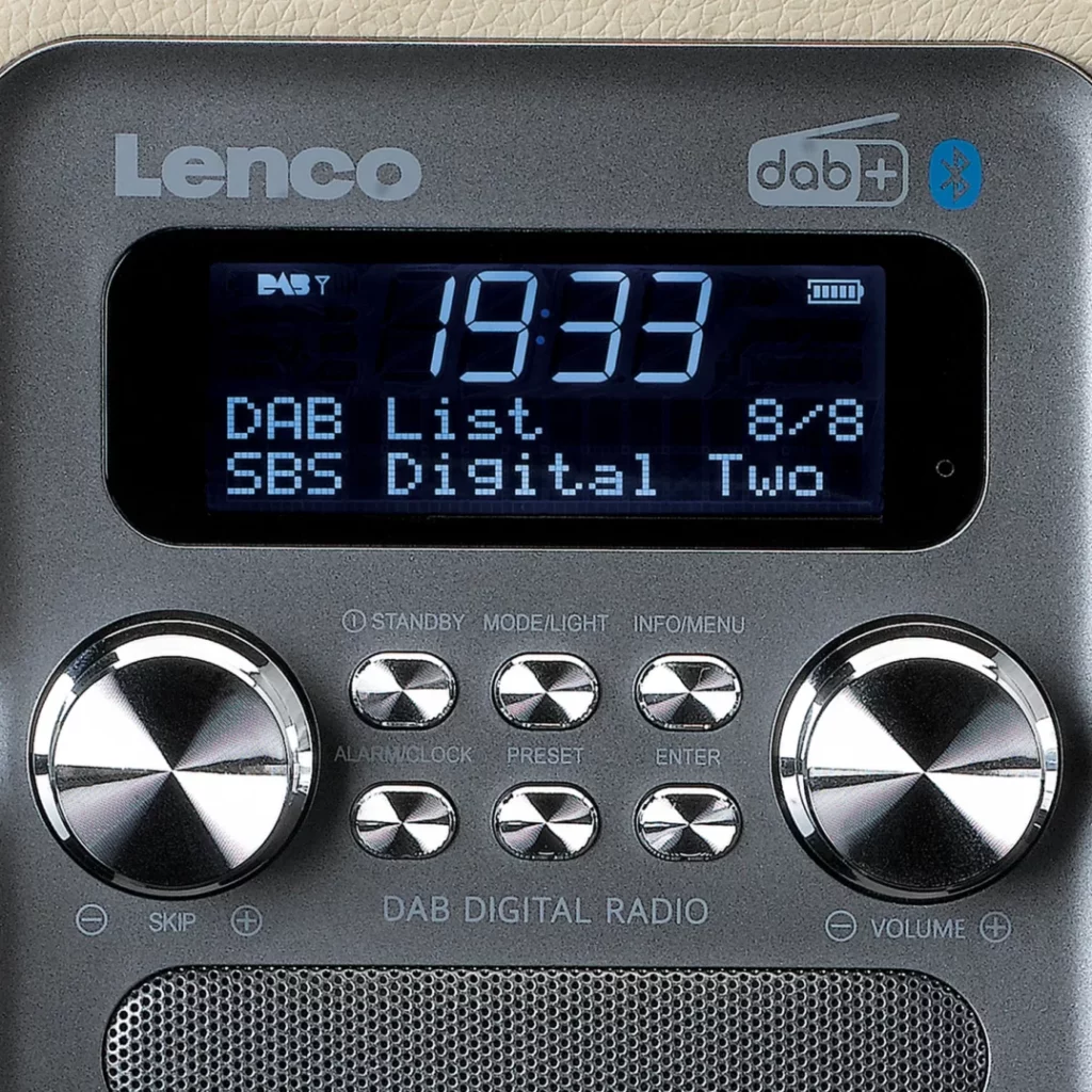 Портативное FM-радиo Lenco PDR-051TPSI