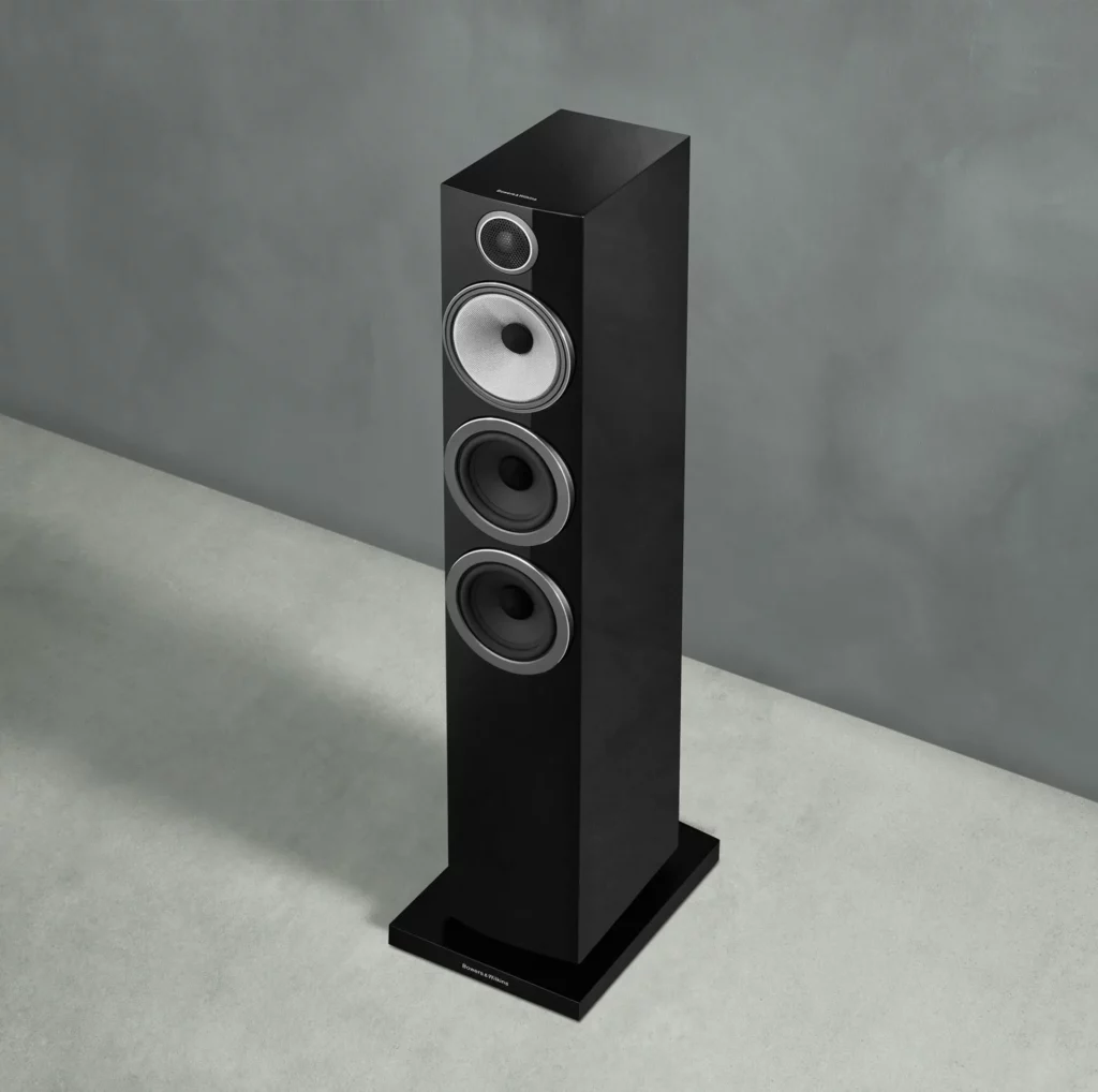 Напольная акустика Bowers & Willkins 704 S3 Gloss Black