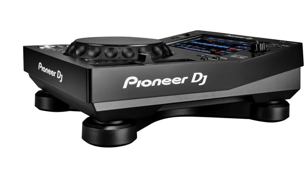 DJ-проигрыватель Pioneer XDJ-700