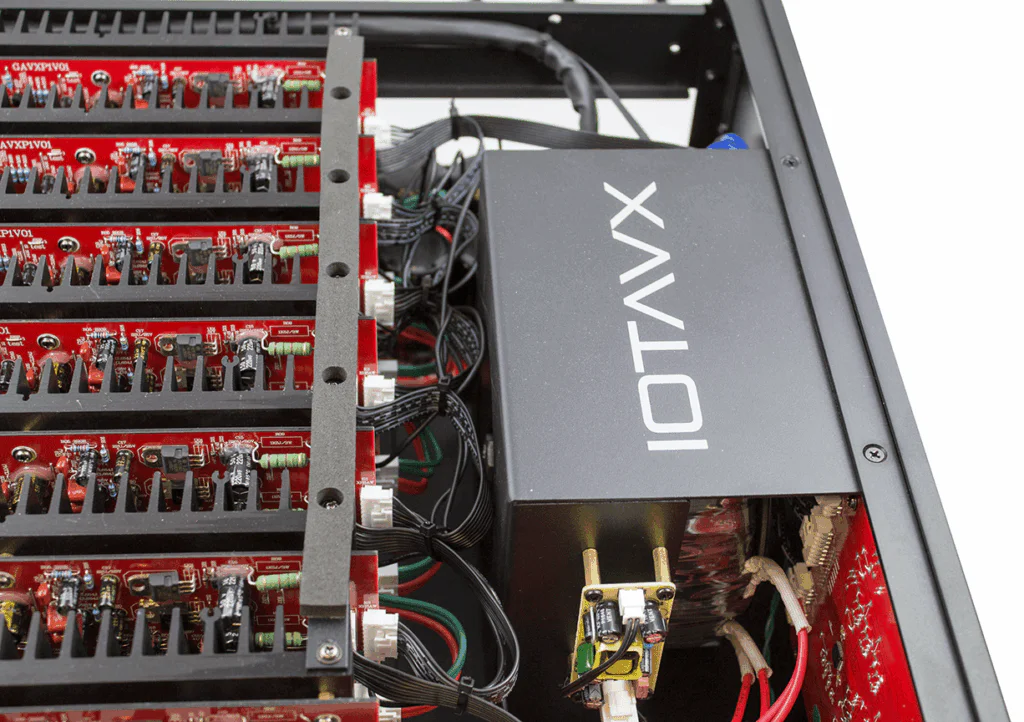 Усилитель мощности IOTAVX AVXP1