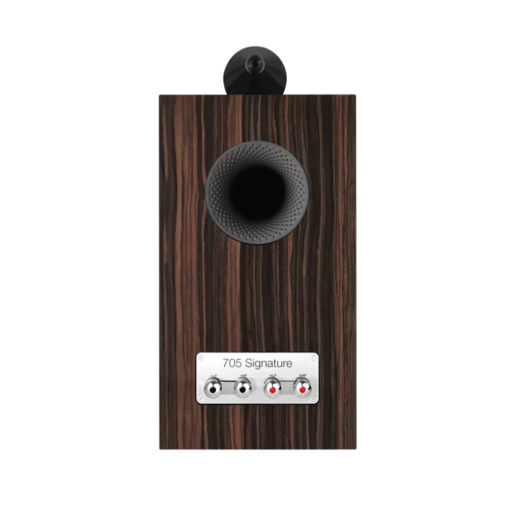 Полочная акустика Bowers & Wilkins 705 S3 Signature Datuk