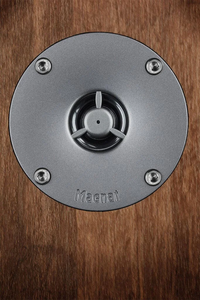Полочная акустика Magnat Monitor S10 D Walnut