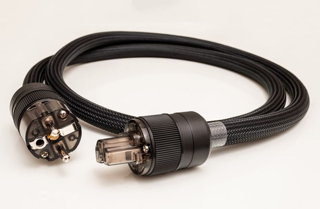 Кабель силовой TAGA Harmony TPC-TS cord (1.5m)