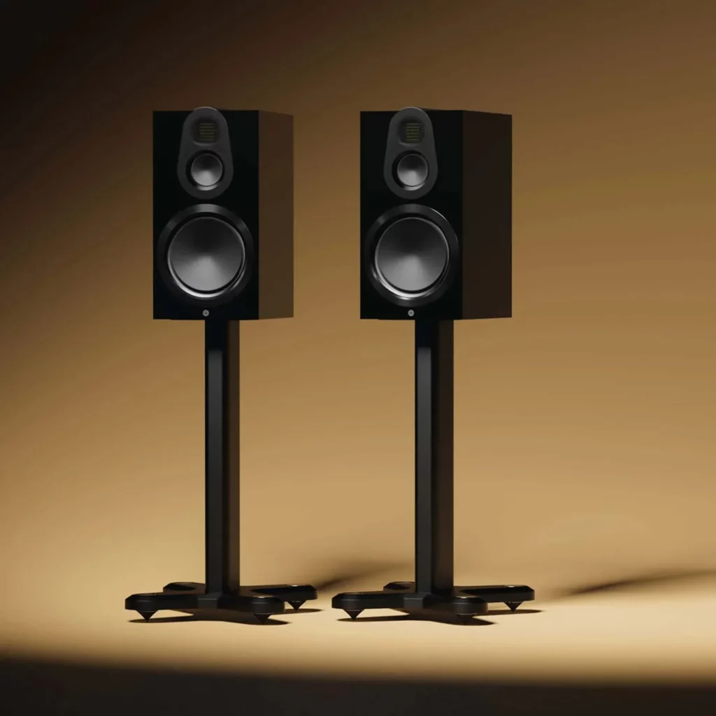 Полочная акустика Monitor Audio Gold 100 Gloss Black (6G)