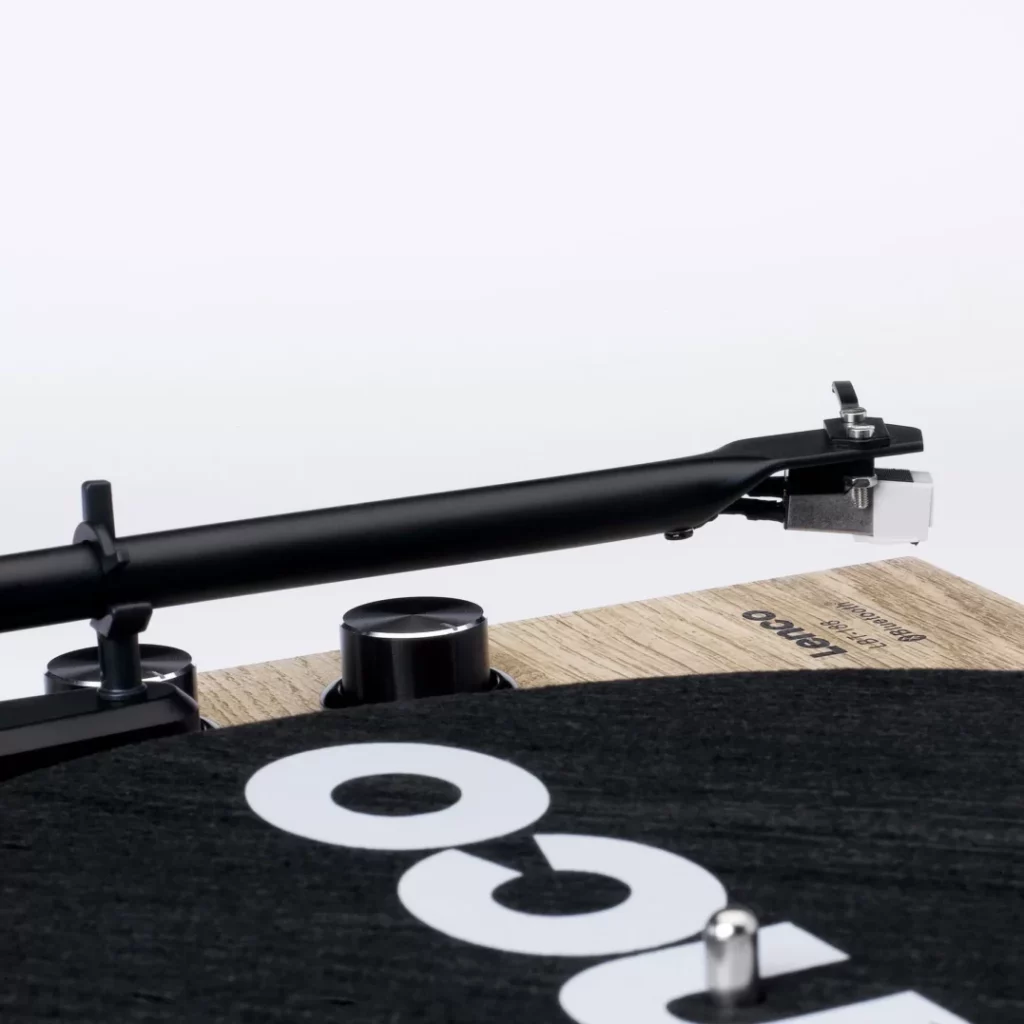 Виниловый проигрыватель Lenco LBT-188PI
