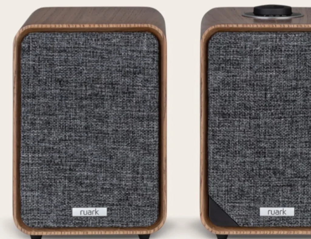 Активная акустическая система Ruark Audio MR1 MK3 RICH WALNUT