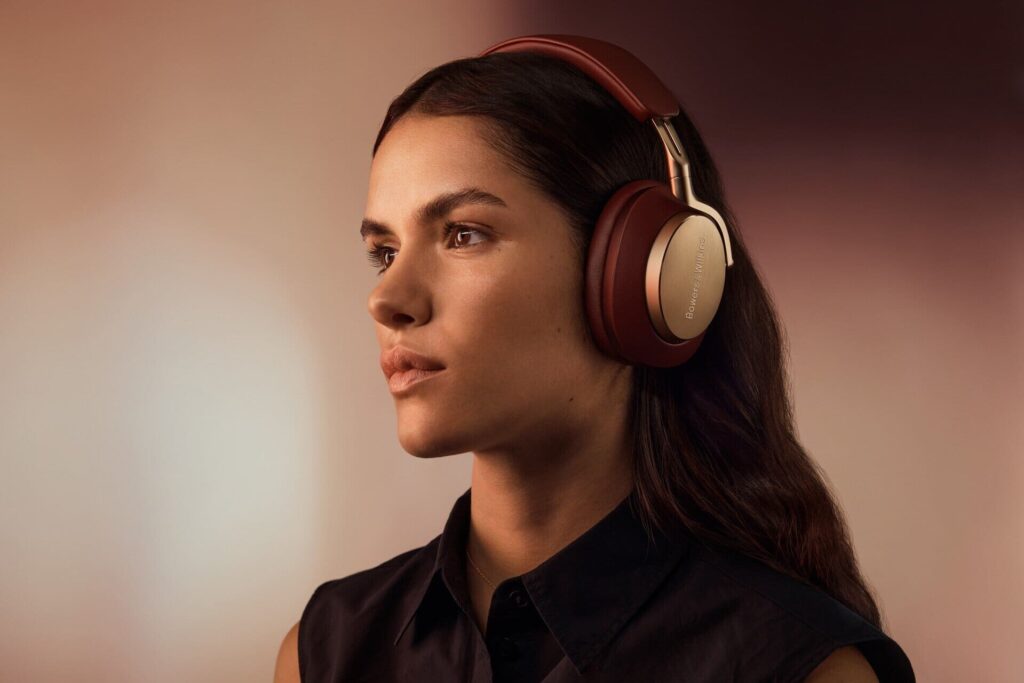 Беспроводные наушники Bowers & Wilkins Px8 Royal Burgundy