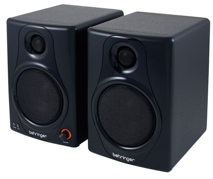 Активная акустическая система BEHRINGER MEDIA 40USB