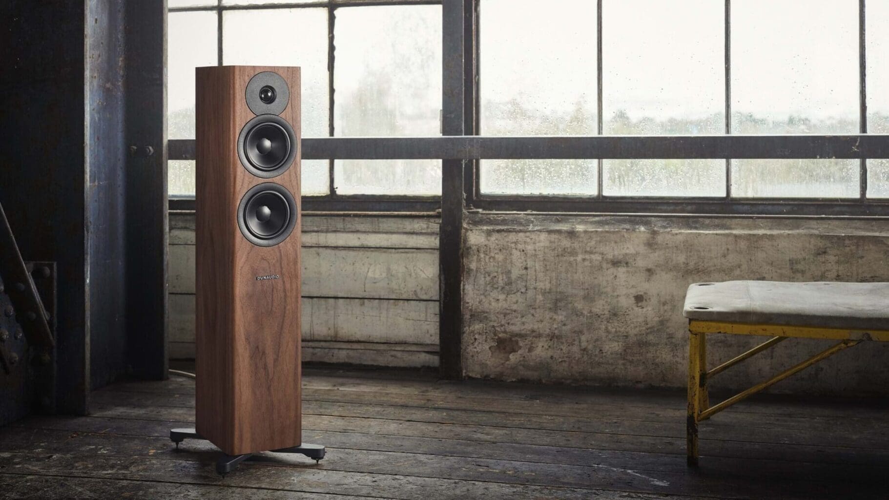 Акустическая система Dynaudio Evoke 30 Walnut Wood