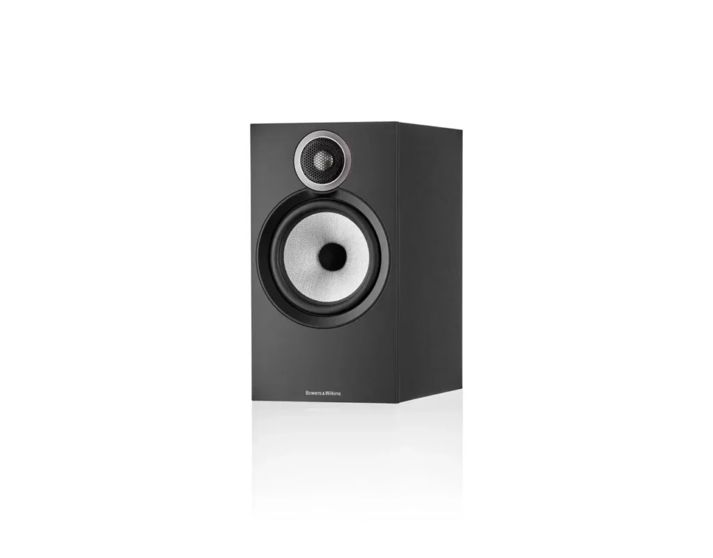 Полочная акустическая система Bowers & Wilkins 606 S3 Black