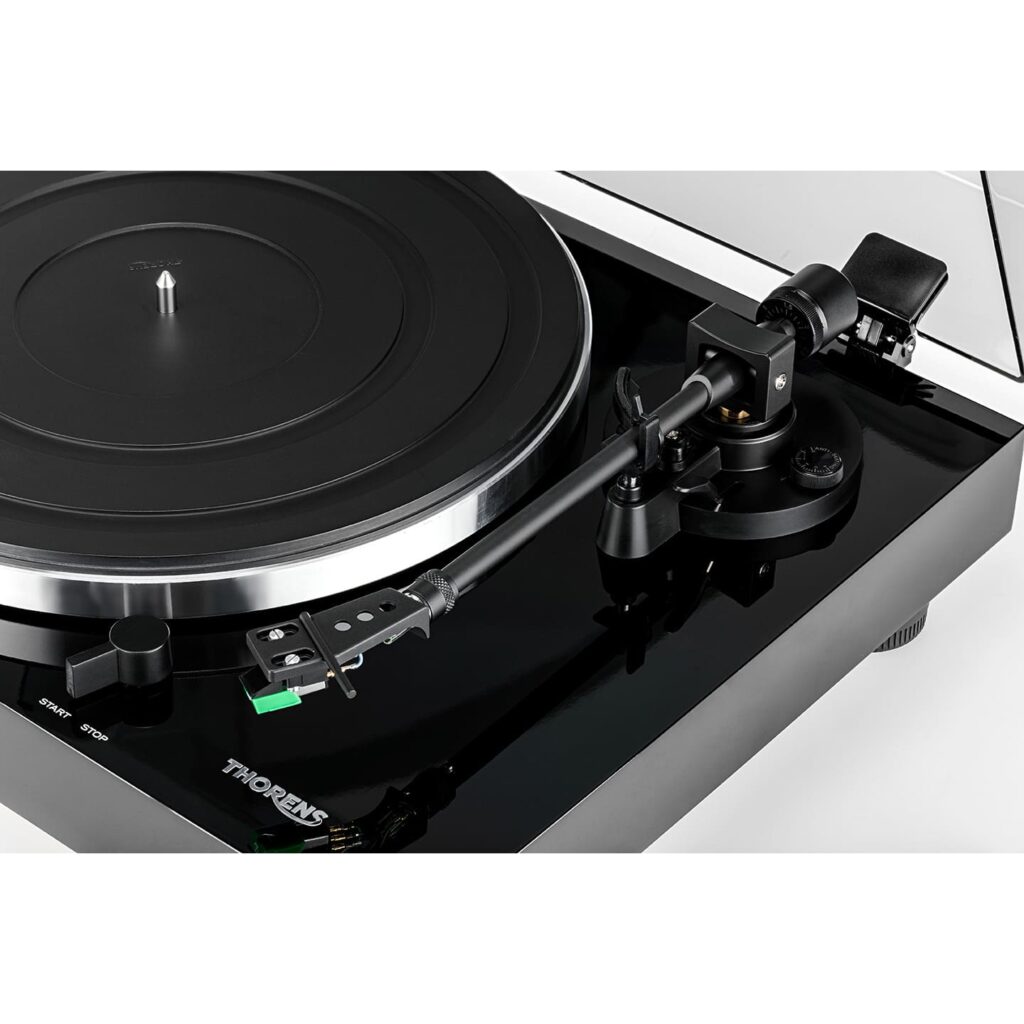 Проигрыватель винила Thorens TD-202 (TP71, AT95E) High Gloss Black