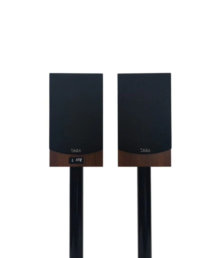 Активная акустическая система TAGA Harmony TAV-500B v.2 Walnut
