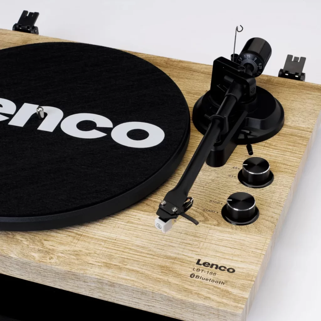 Виниловый проигрыватель Lenco LBT-188PI