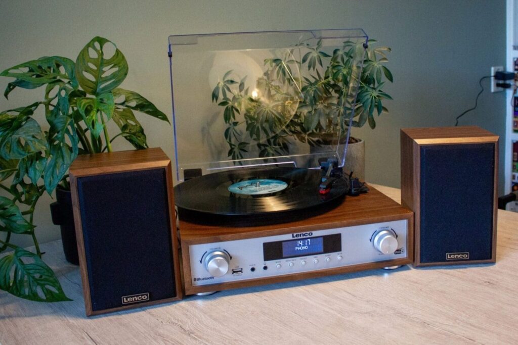 Hi-Fi система Lenco MC-460BK