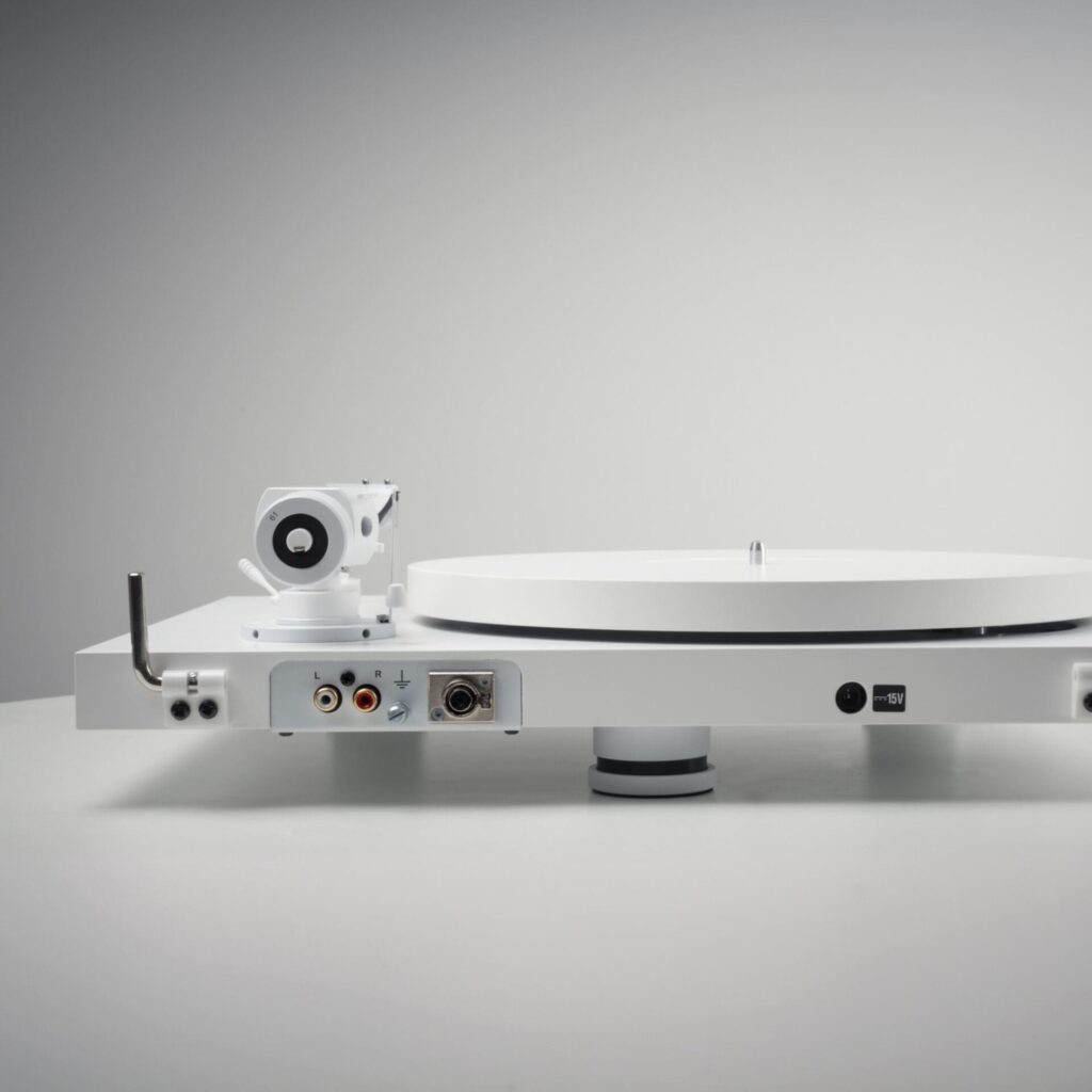 Проигрыватель винила Pro-Ject Debut PRO B (Pick it PRO B) Black