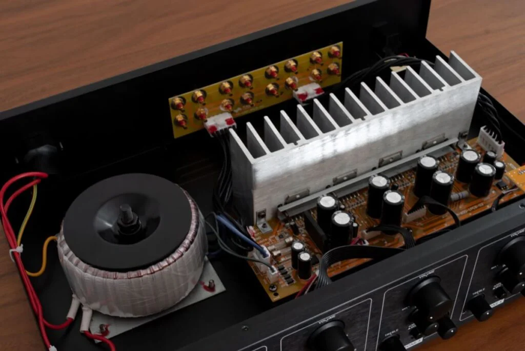 Усилитель TAGA Harmony TA-600multi