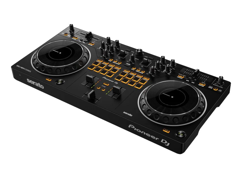 DJ-контроллер Pioneer DDJ-REV1