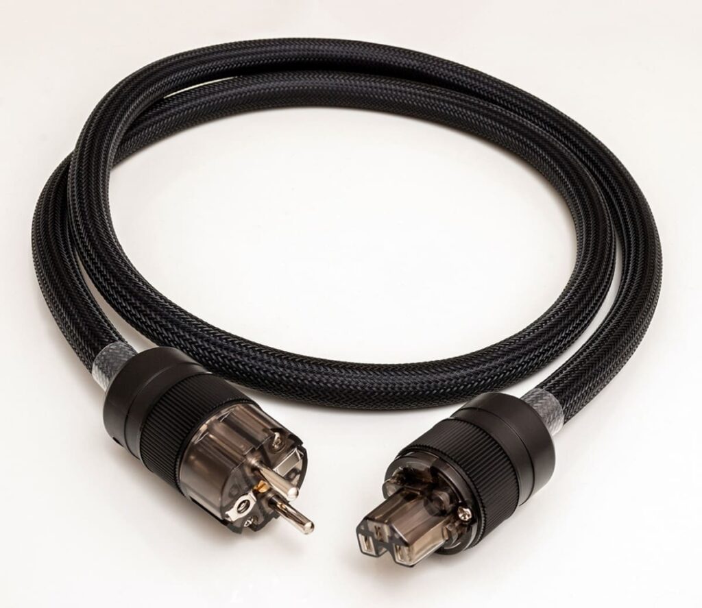 Кабель силовой TAGA Harmony TPC-TS cord (1.5m)