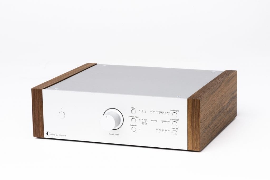 Фонокорректор Pro-Ject Phono Box DS2 USB (Silver/Walnut)