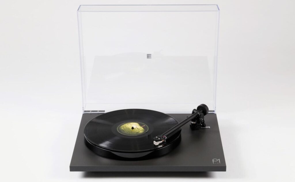 Проигрыватель винила Rega Planar 1 Plus Matt Black