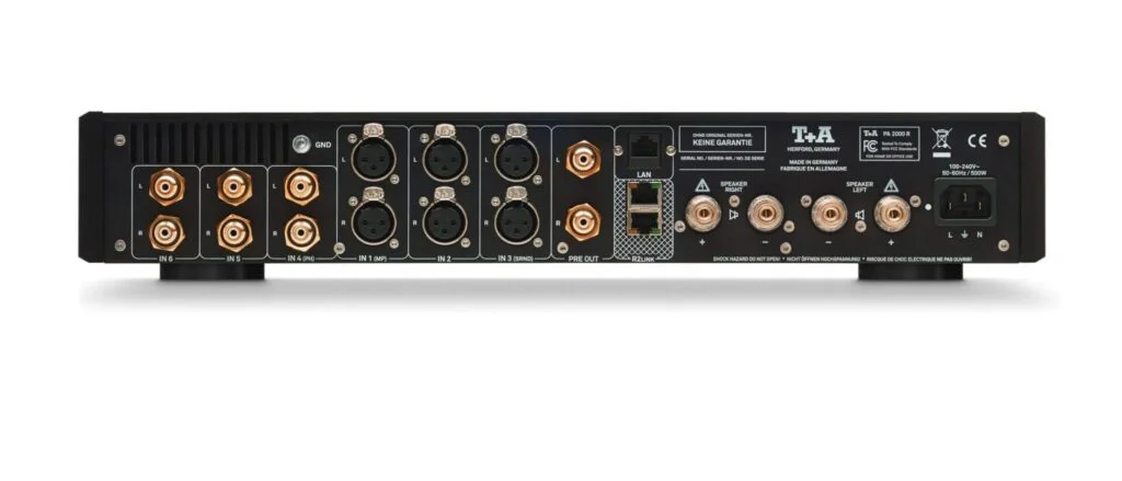 Интегральный усилитель T+A PA 2000 E