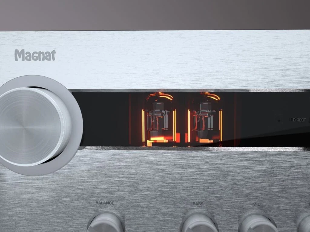 Интегральный усилитель Magnat MA 900 Silver