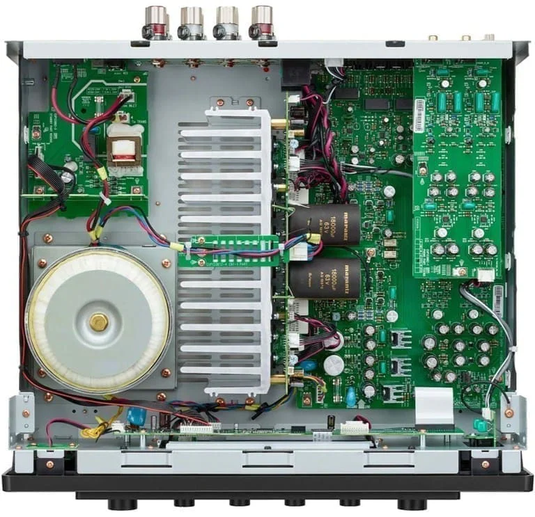 Интегральный усилитель Marantz Model 50 Black