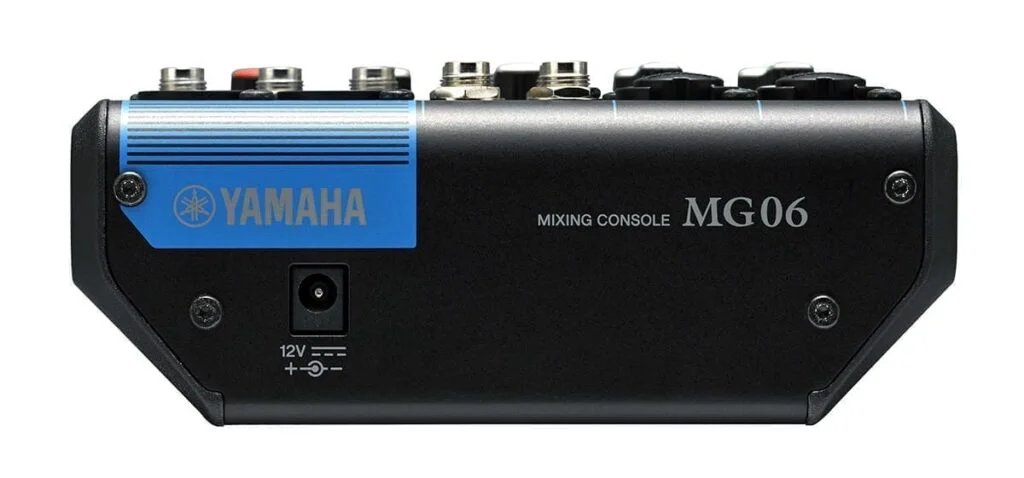 Микшерный пульт Yamaha MG06