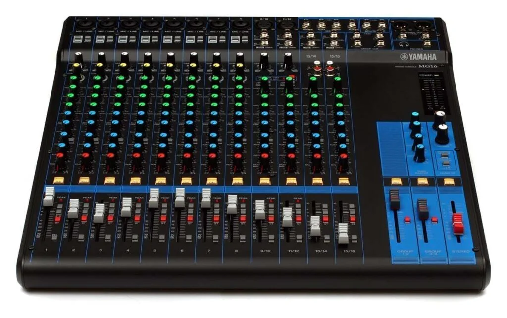 Микшерный пульт Yamaha MG16