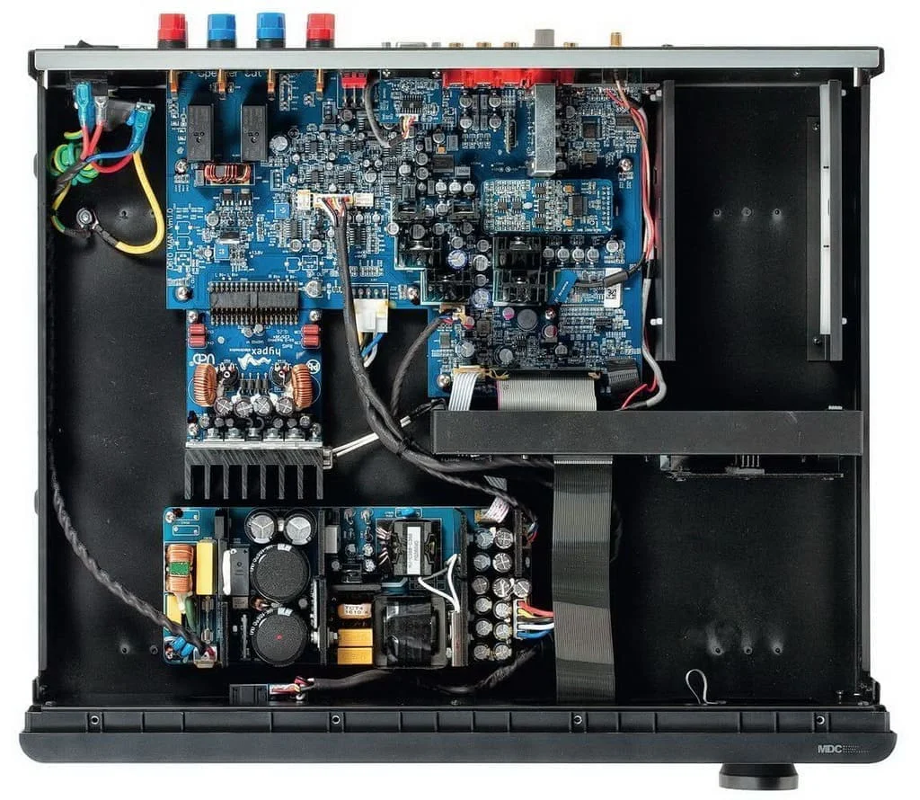 Интегрированный усилитель NAD C389