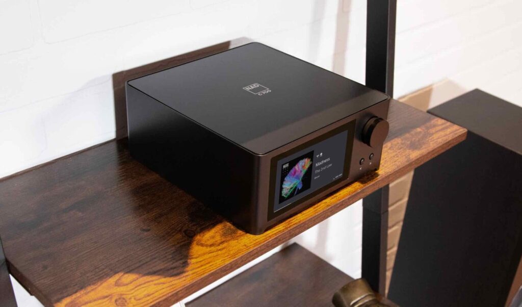 Сетевой стереоресивер NAD C 700