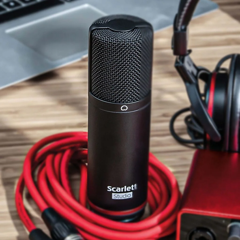Конденсаторный микрофон Focusrite Scarlett CM25 MkIII