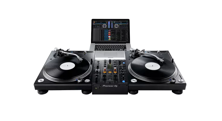 DJ-микшер Pioneer DJM-450