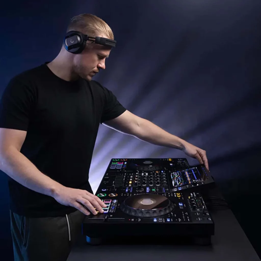 DJ-контроллер Pioneer XDJ-AZ Black