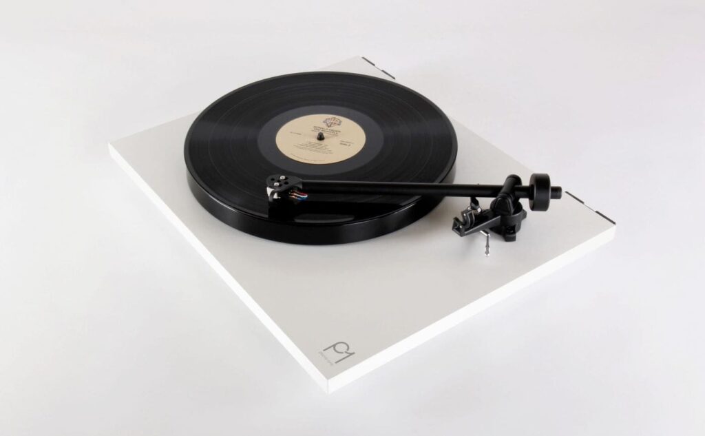 Проигрыватель виниловых пластинок Rega Planar 1 Matt White