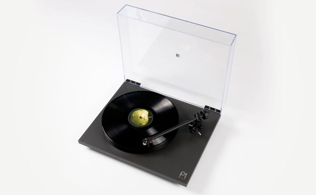 Проигрыватель винила Rega Planar 1 Plus Matt Black