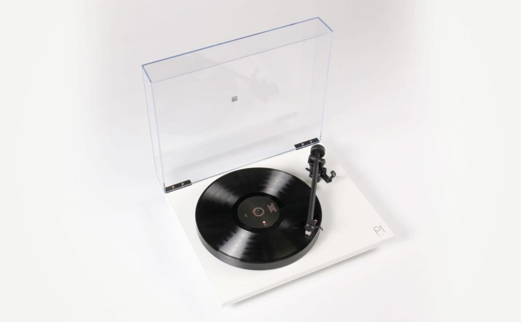 Проигрыватель винила Rega Planar 1 Plus Matt White