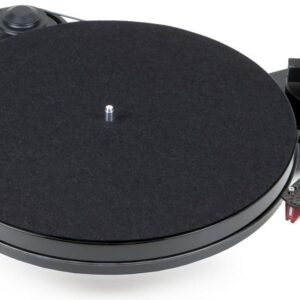 Проигрыватель виниловых пластинок Pro-Ject RPM 1 Carbon Black (без картриджа)