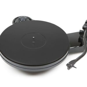 Проигрыватель виниловых пластинок Pro-Ject RPM 3 Carbon Black (2M Silver)