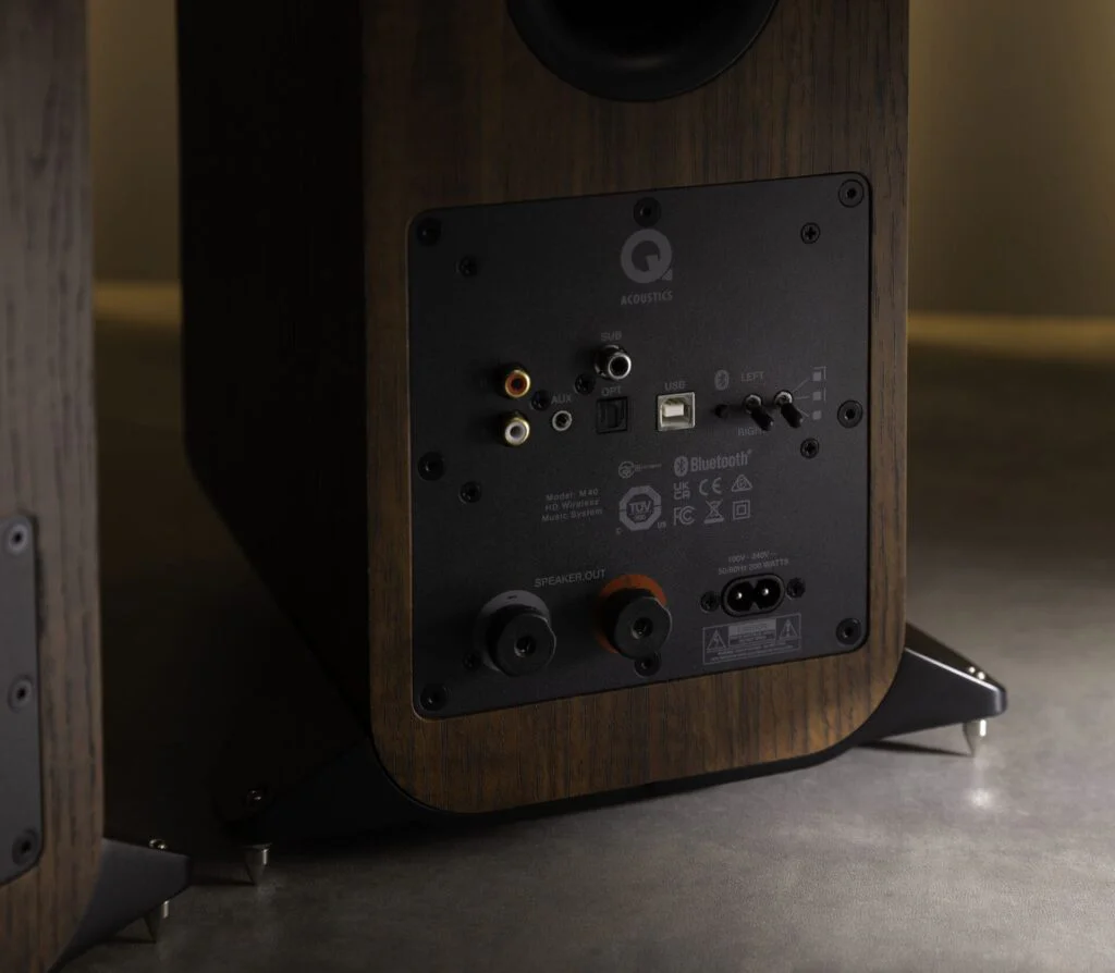 Активная акустика Q Acoustics M40 Walnut