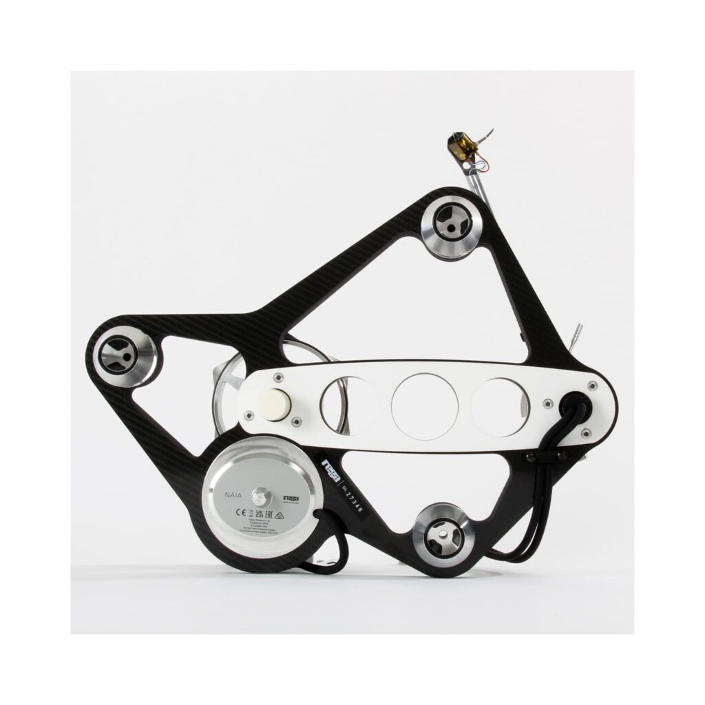 Виниловый проигрыватель Rega Naia Reference Carbon (Aphelion 2)
