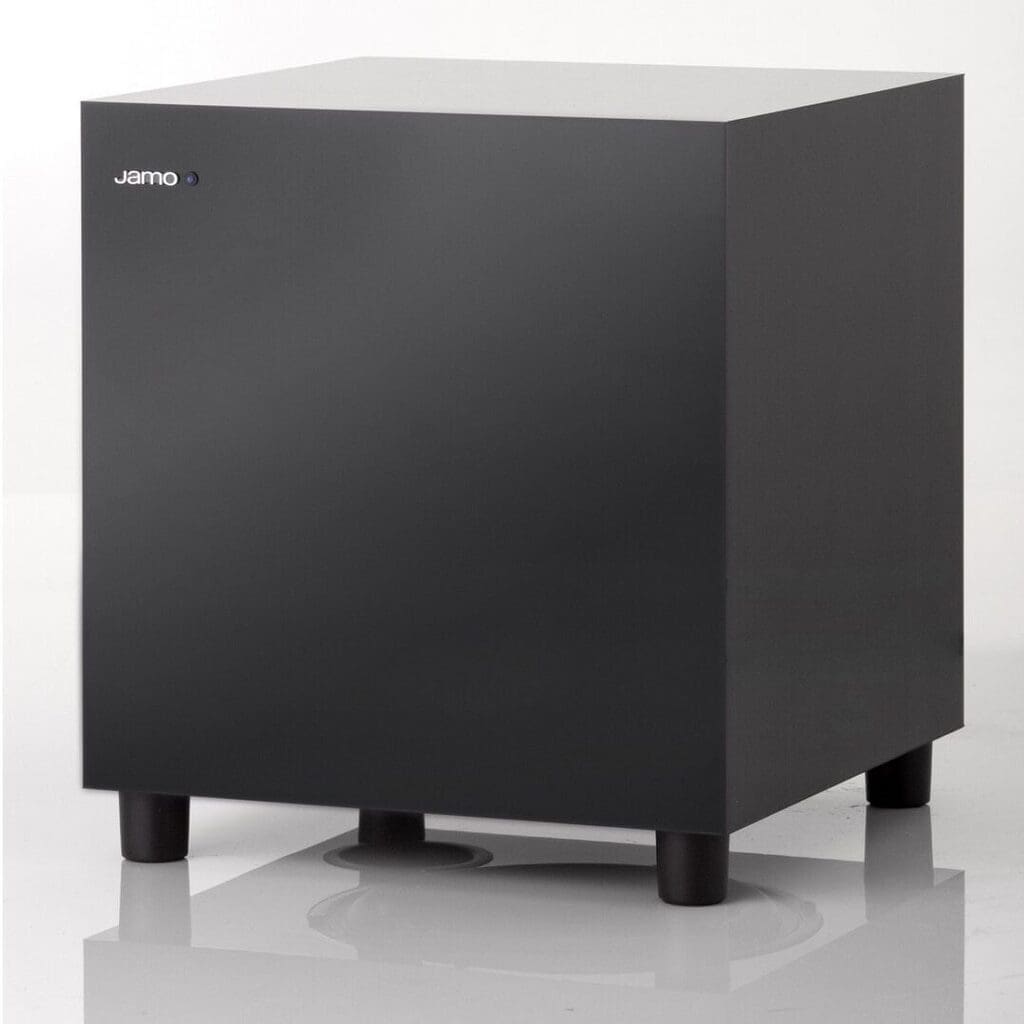 Сабвуфер активный Jamo SUB 210 Black