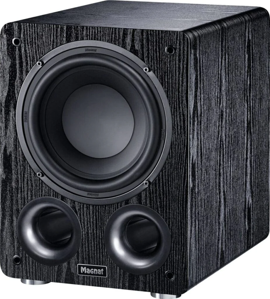 Сабвуфер активный Magnat Alpha RS 8 Black